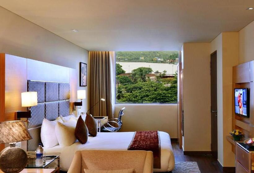 سوئیت جونیور با چشم‌انداز, Country Inn Panjim Goa