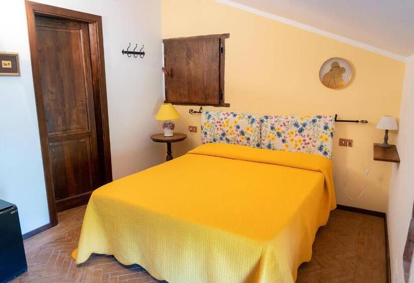 اتاق استاندارد, Il Castello Di San Sergio