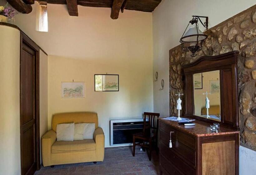 اتاق استاندارد چهار تخته, Il Castello Di San Sergio