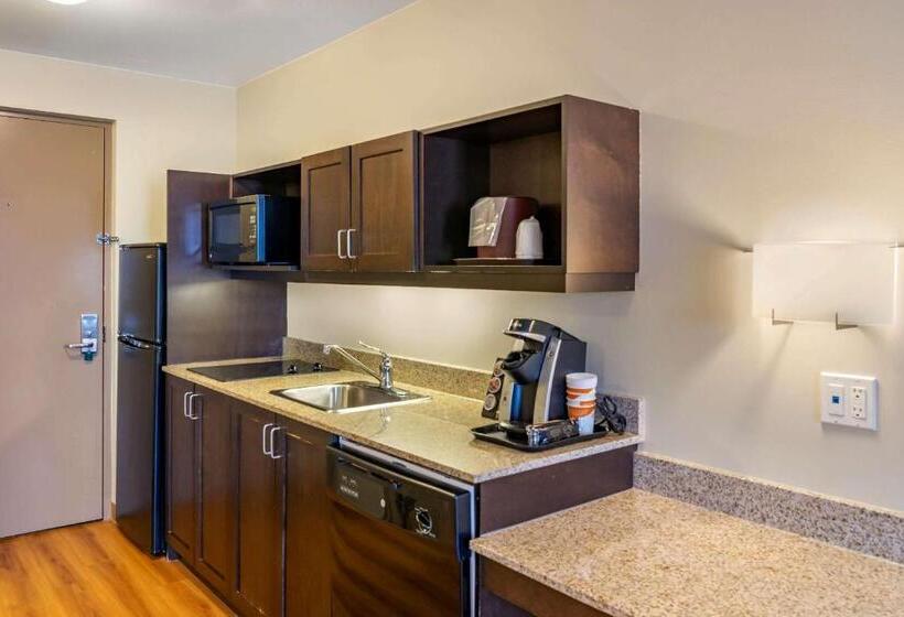 Люкс, Quality Inn & Suites