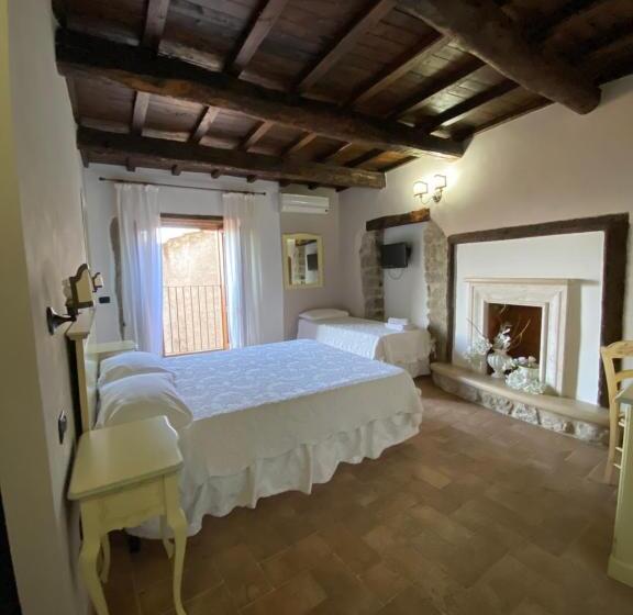 Номер Стандарт Трехместный, Relais Il Monaco
