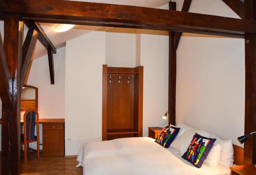 Студия Стандарт, Kosmopolita Rooms