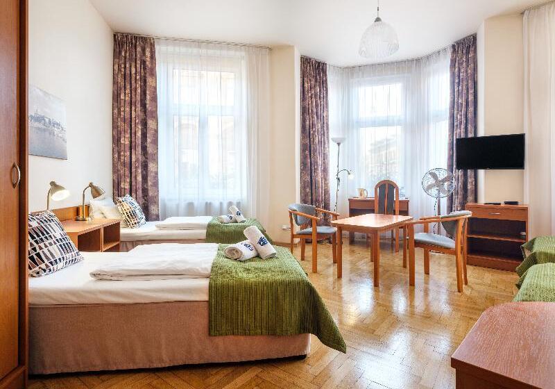 Четырехместный Номер Стандарт, Kosmopolita Rooms