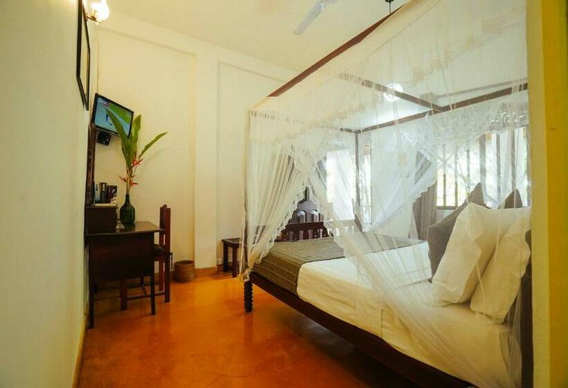 Номер Стандарт с Балконом, Fort Dew Guest House