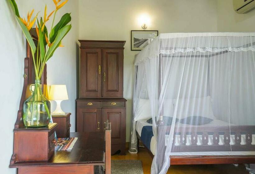 Номер Стандарт с Балконом, Fort Dew Guest House