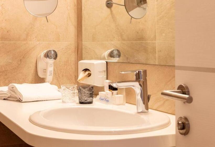 Люкс Престиж, City Hotel Merano