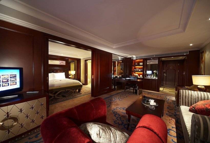 Президентский Люкс, Dynasty International Hotel Dalian