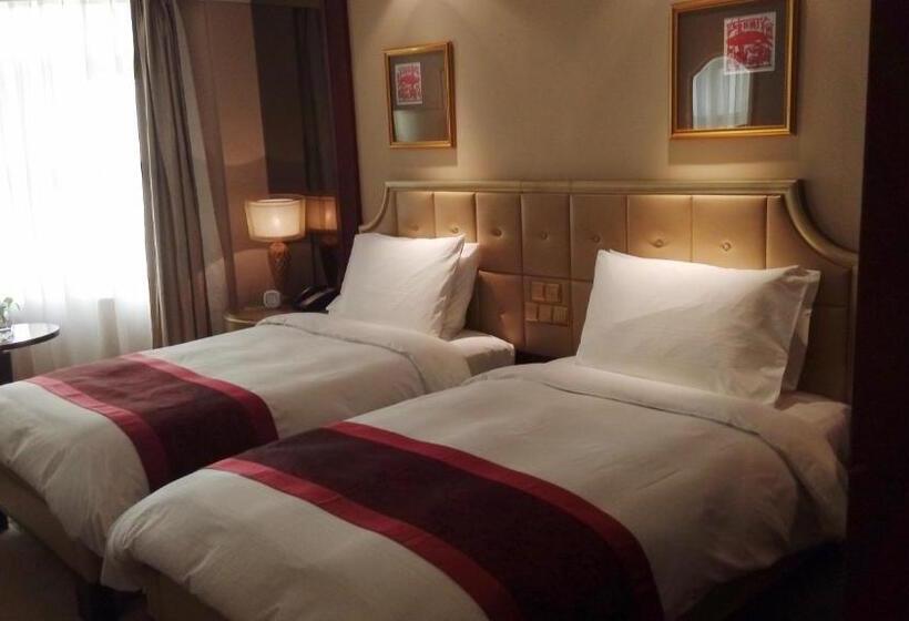 Номер Deluxe, Dynasty International Hotel Dalian