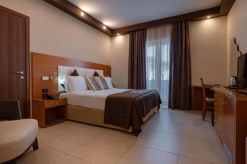 デラックスルーム, Agora Sure Hotel Collection By Best Western