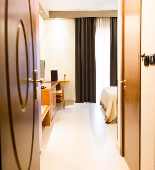 コンフォートルーム, Agora Sure Hotel Collection By Best Western