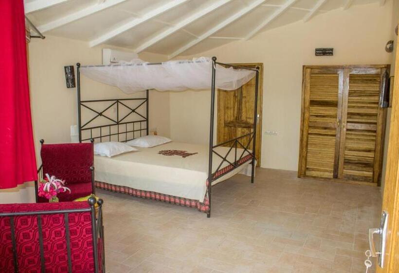 带河湖景观的套房, Diamarek Hotel Sur La Plage