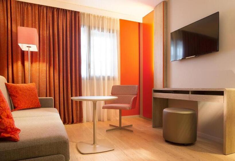 Люкс, Oceania Paris Roissy Cdg