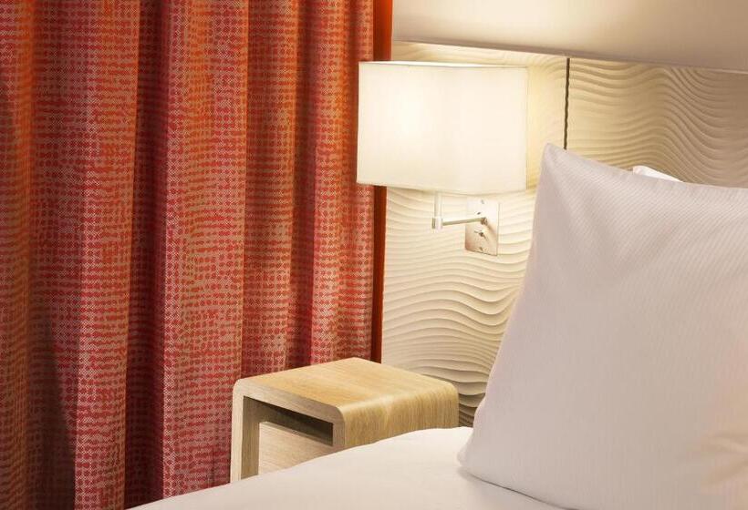 Номер Стандарт, Oceania Paris Roissy Cdg