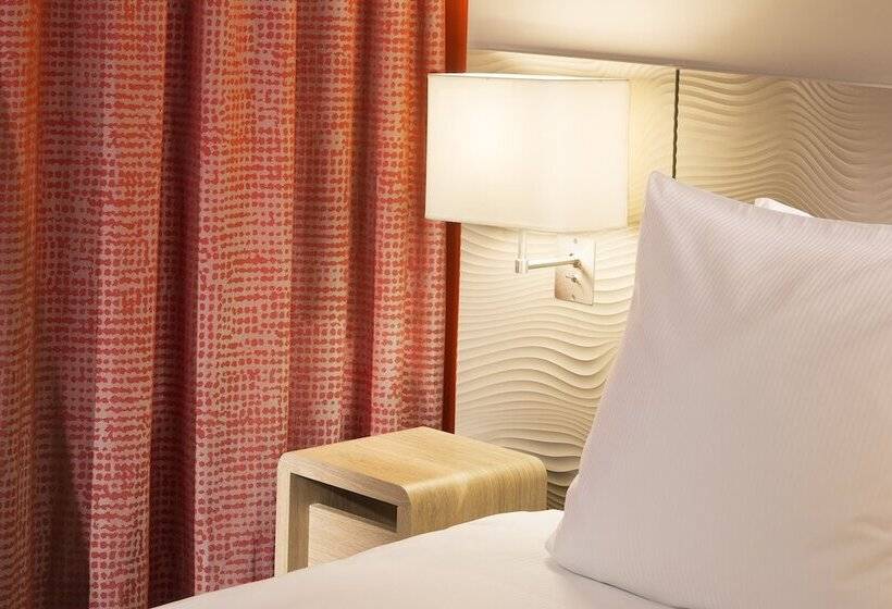 Номер Superior, Oceania Paris Roissy Cdg