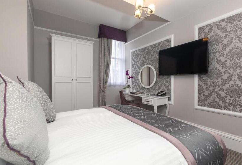 Номер Superior, Wroxall Abbey