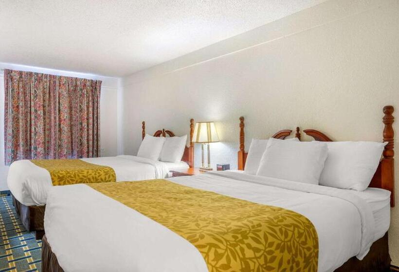 Номер Deluxe, Hilliard Motor Lodge