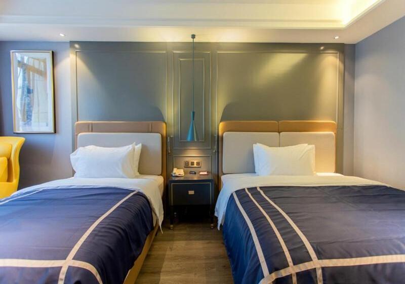اتاق لوکس, Lanou Hotel Chongqing Hongou Square Wanzhou Guanyinyan