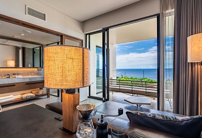 اتاق استاندارد با چشم‌انداز دریا, One Suite The Grand