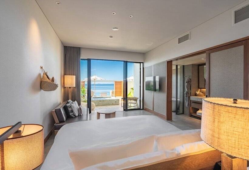 اتاق پرمیوم با چشم‌انداز دریا, One Suite The Grand
