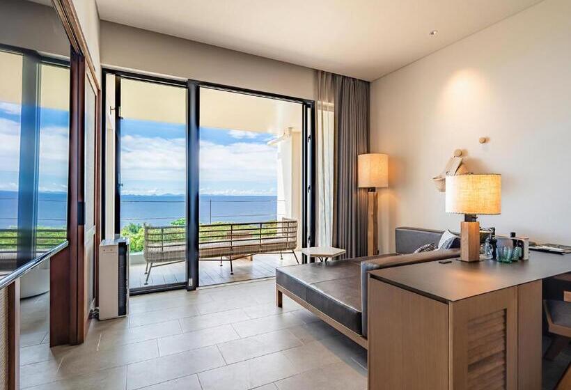 اتاق استاندارد با چشم‌انداز دریا, One Suite The Grand