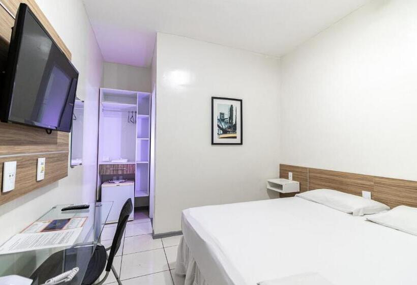 Quarto Estandar Individual, Aeroporto Montese Star