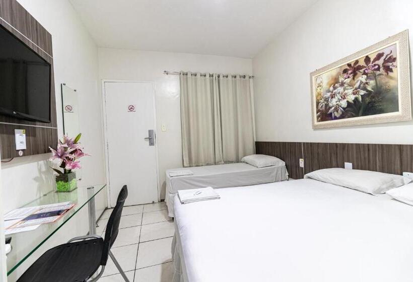 Quarto Triplo Estandar, Aeroporto Montese Star