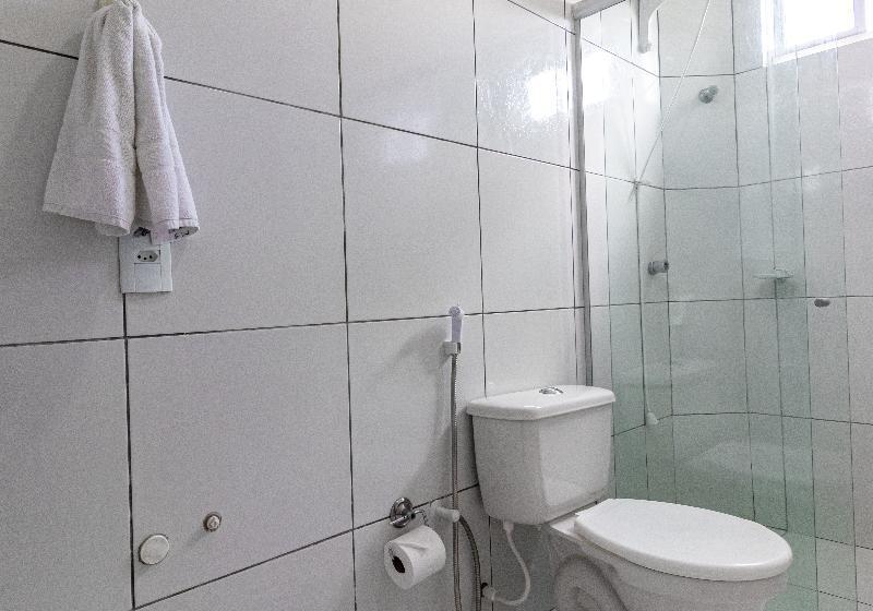 Quarto Familiar, Aeroporto Montese Star