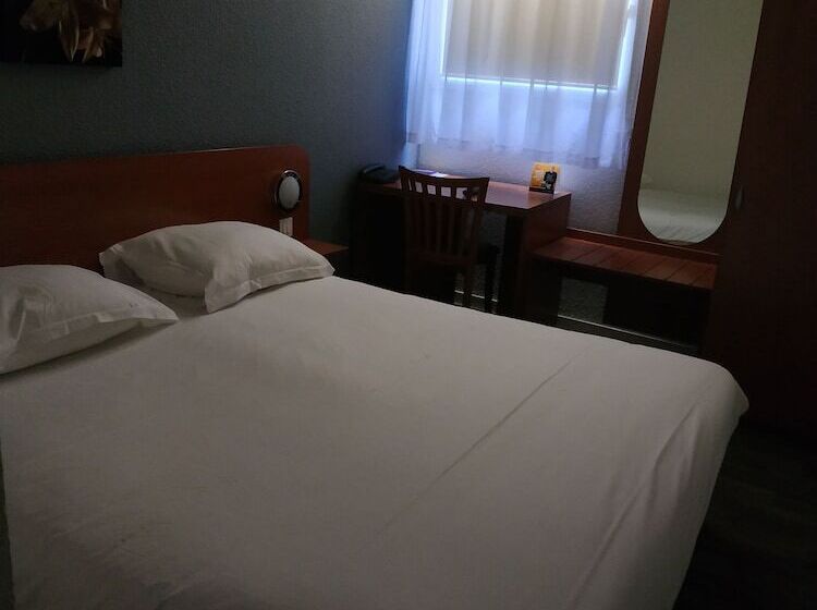 Quarto Estandar, Restaurant Du Lac  Agen