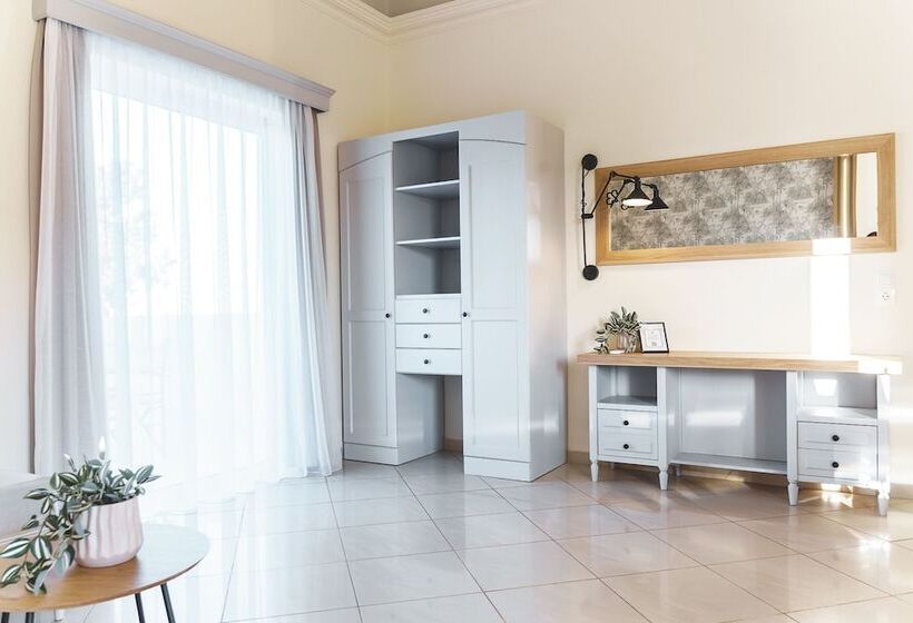 Апартаменты 2 спальни Вид на Бассейн, Zeus Village Resort   Adults Only