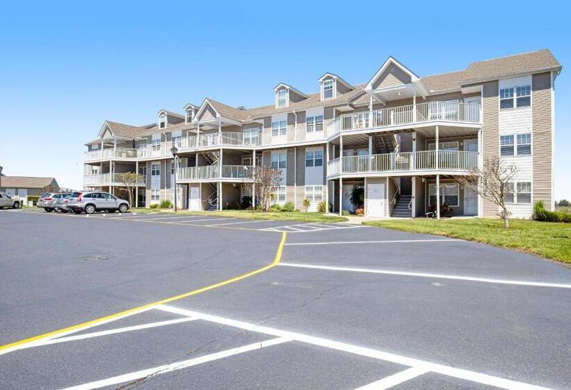 آپارتمان 1 خوابه با بالکن, Bethany Bay Condos