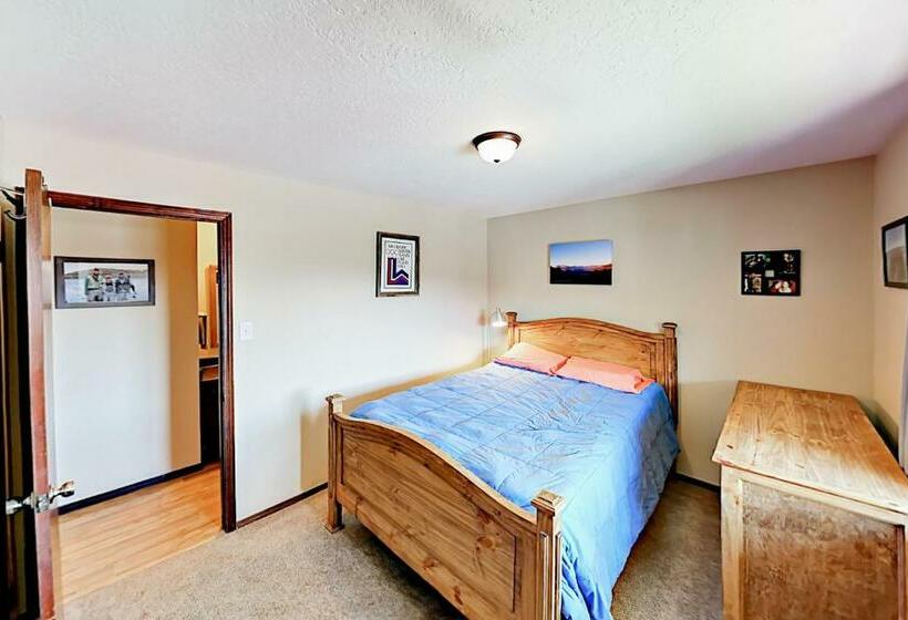 Апартаменты 2 Спальни, Mountian View Condo Unit S303