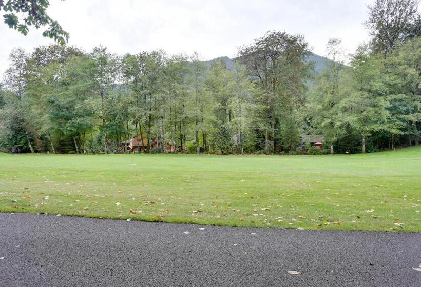 Апартаменты 3 Спальни, Welches Fairway Retreat