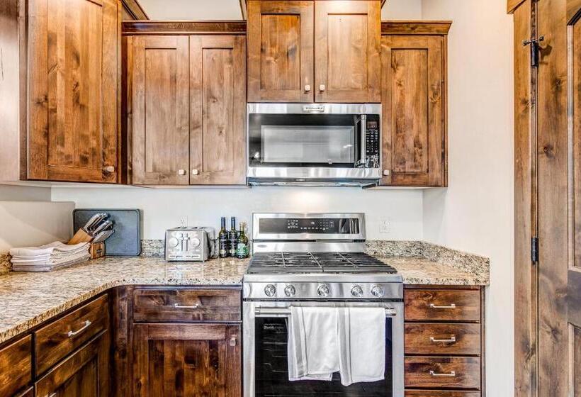 Апартаменты 3 Спальни, Blackrock Ridge Beauty #e