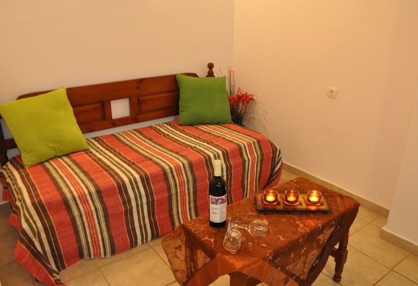 Апартаменты 1 Спальня, Haris Apartments