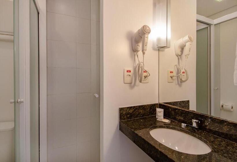 Quarto Estandar, Express Vieiralves