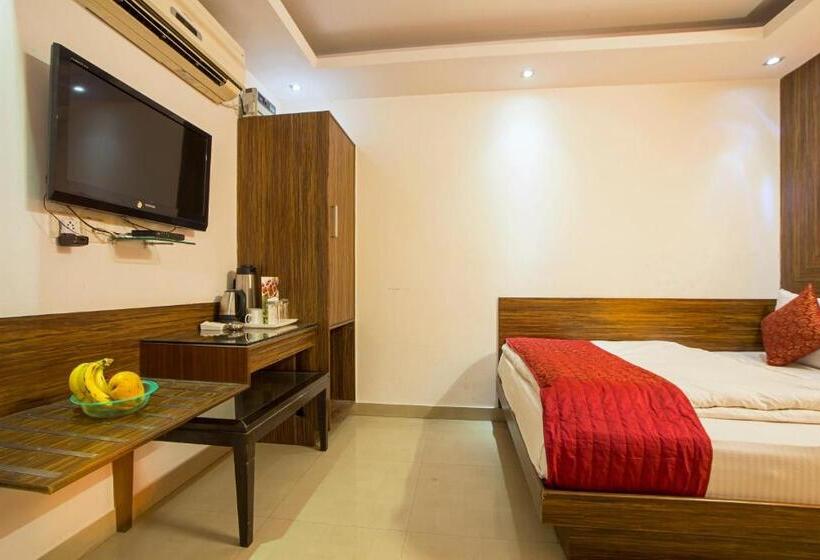 اتاق لوکس, Shri Vinayak At New Delhi Railway Station By Rcg Hotels