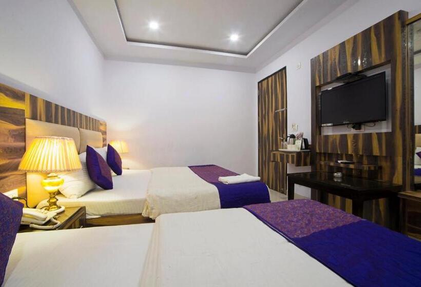 سوییت خانوادگی, Shri Vinayak At New Delhi Railway Station By Rcg Hotels