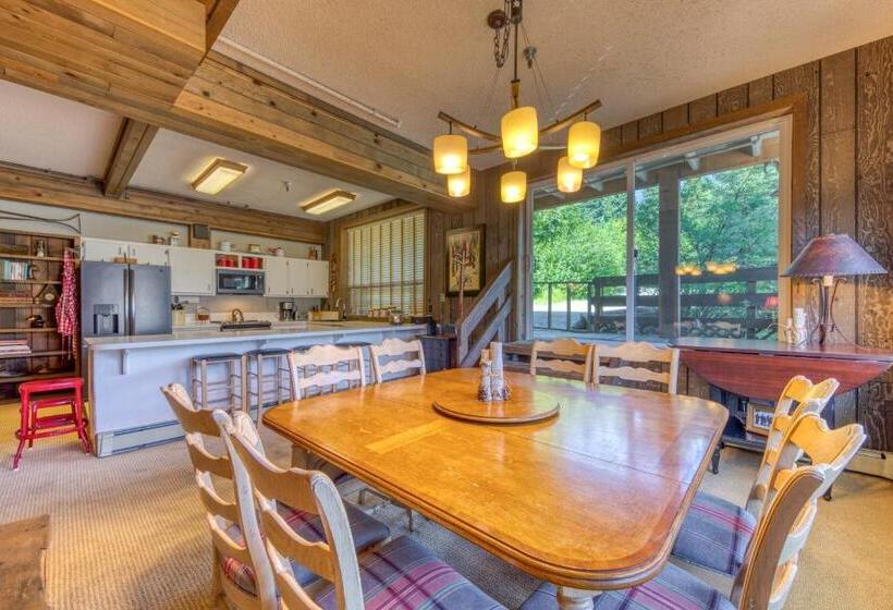 Апартаменты 3 Спальни, Skiway Lodge At Thunderhead