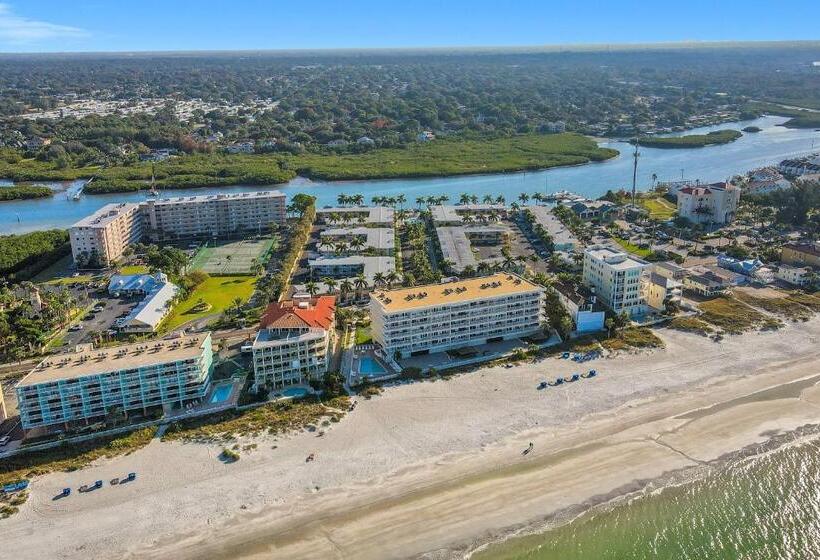 Апартаменты 2 Спальни, Barefoot Beach Resort F107