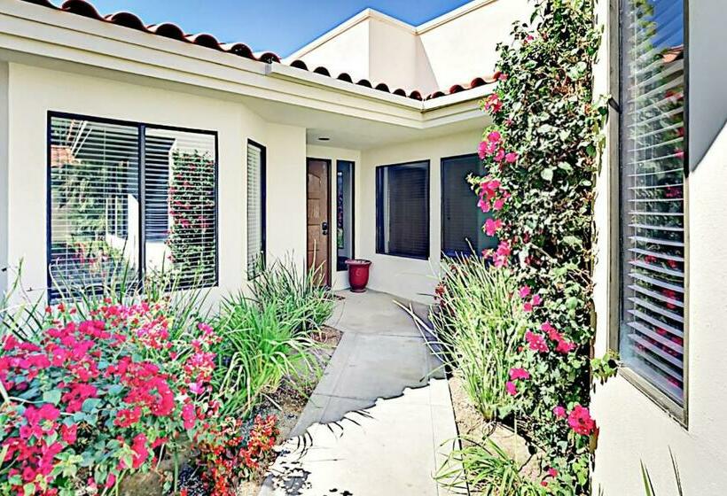 Апартаменты 3 Спальни, Southern Hills Charm Permit# 65256
