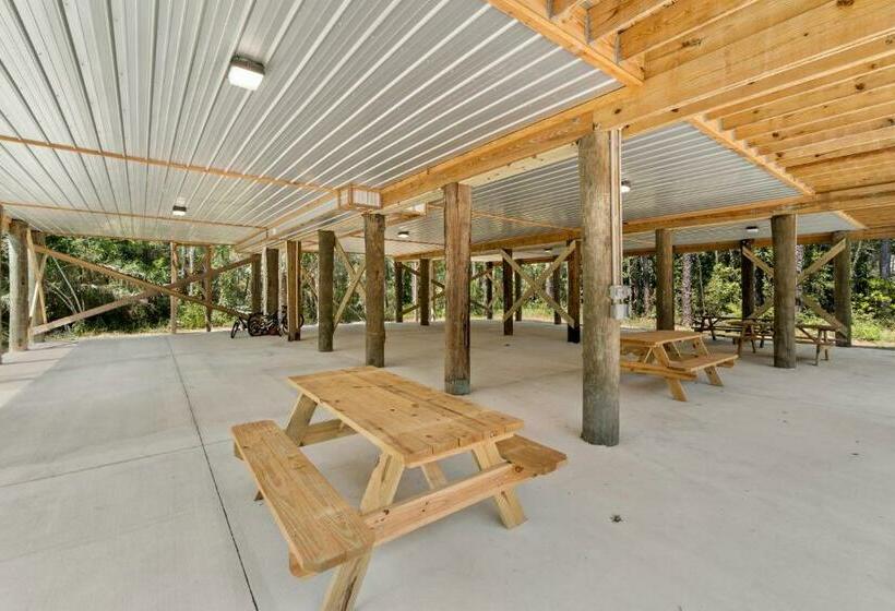 Апартаменты 2 Спальни, Beach Cottage South