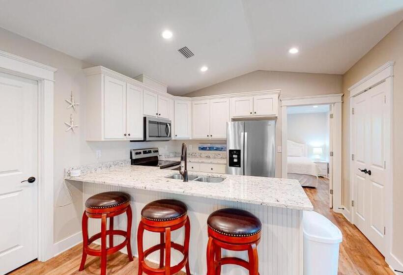 Апартаменты 2 Спальни, Beach Cottage South