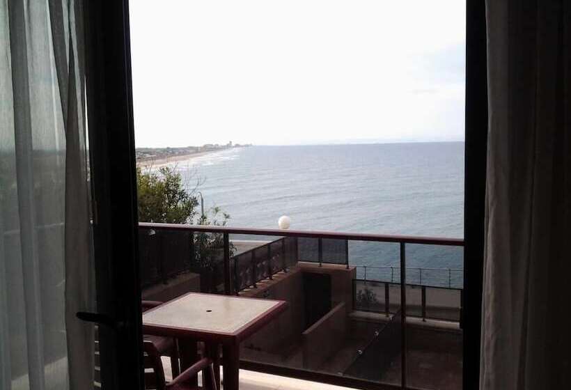 海の見えるスタンダードスタジオ, Aparthotel El Faro