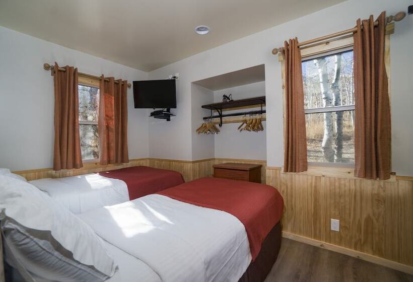 Хижина, Convict Lake Resort