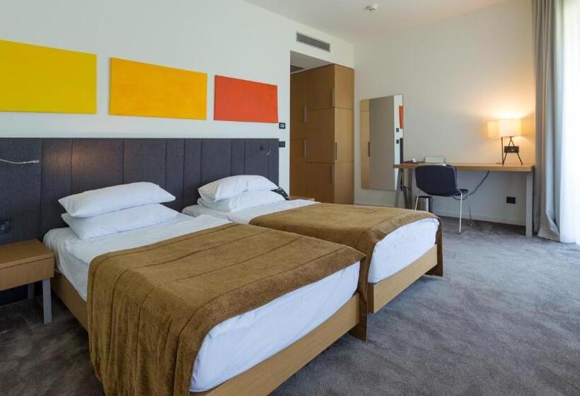 Полулюкс Премиум, Camping Vita Terme Tuhelj