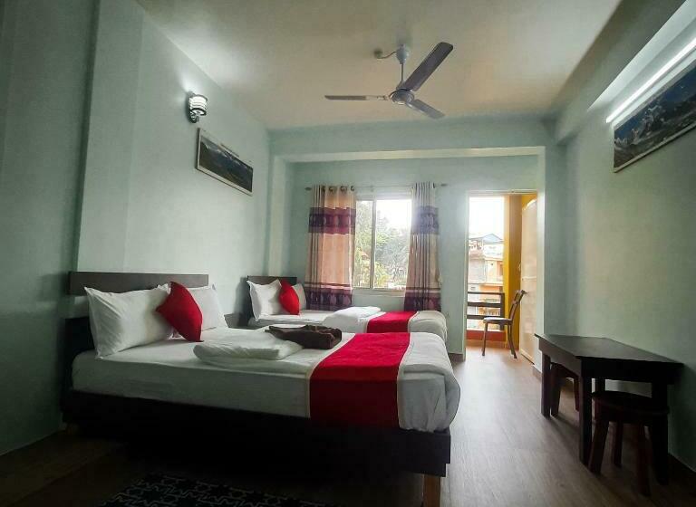 اتاق لوکس با بالکن, Elite Pokhara