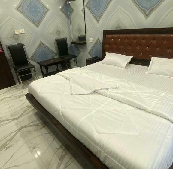 اتاق استاندارد, Krishna Palace By Wb Inn