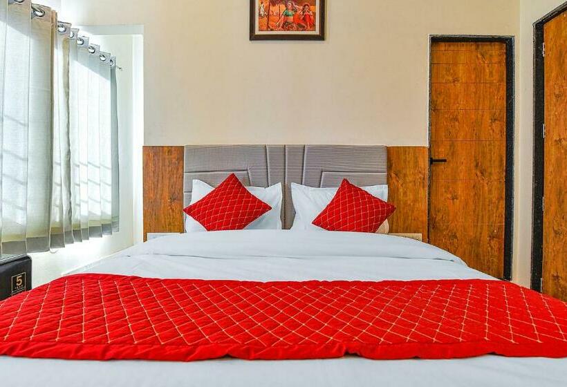 Quarto Deluxe, Fabhotel Infinity Blue