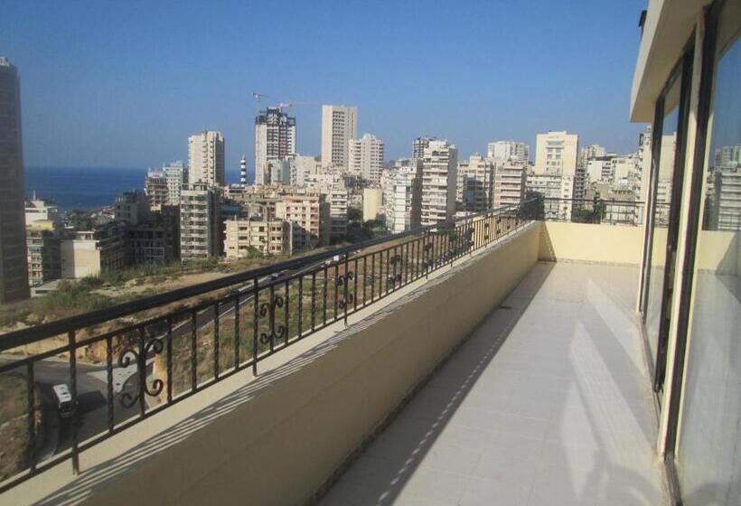 سوییت جونیور با چشم‌انداز دریا, Grand Suites