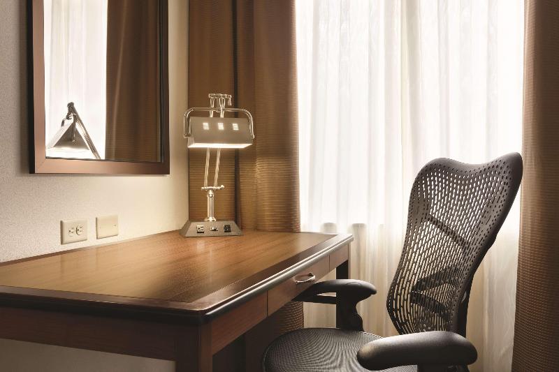 Стандартный Номер Кровать Кинг, Hilton Garden Inn Rochester Downtown, Ny